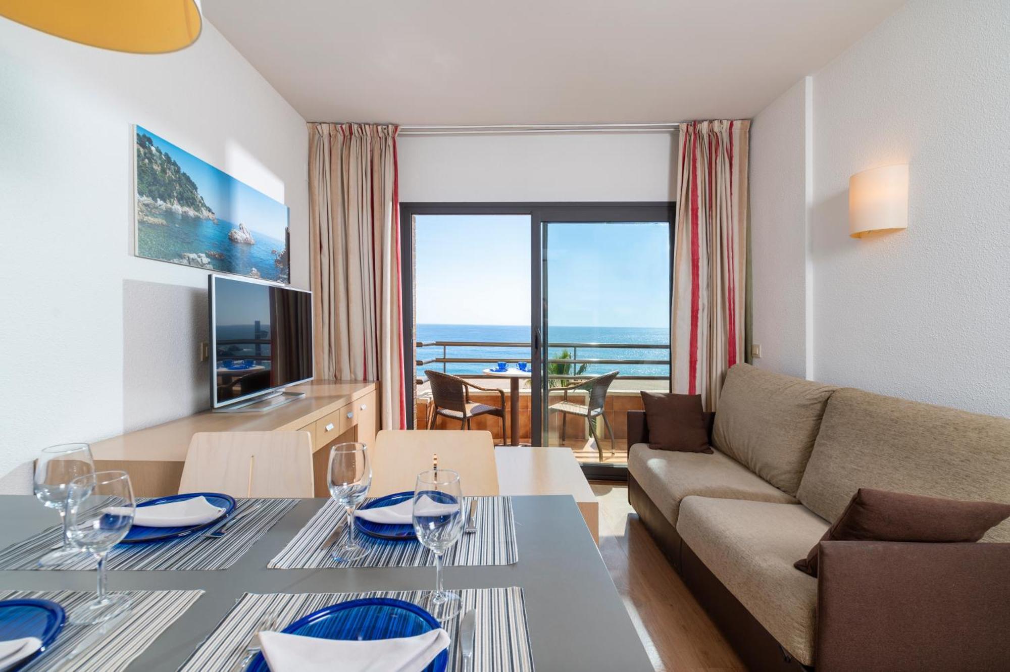 Almirall Apartaments Lloret de Mar Eksteriør bilde